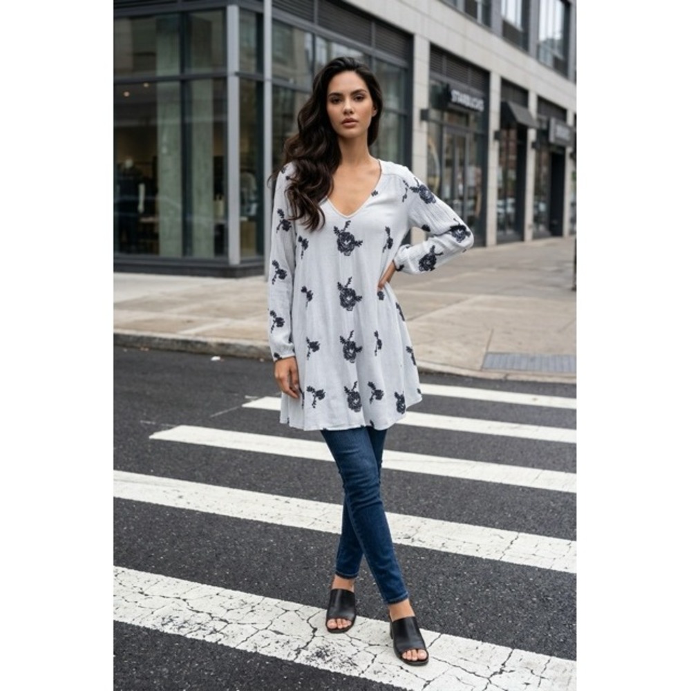 Free People Embroidered V-Neck Mini Dress Grey Black Floral Boho Cutout Back